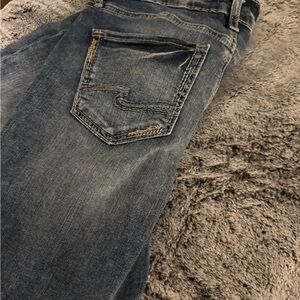 Silver Jeans Women's Ankle & Cropped Jeans - Blue